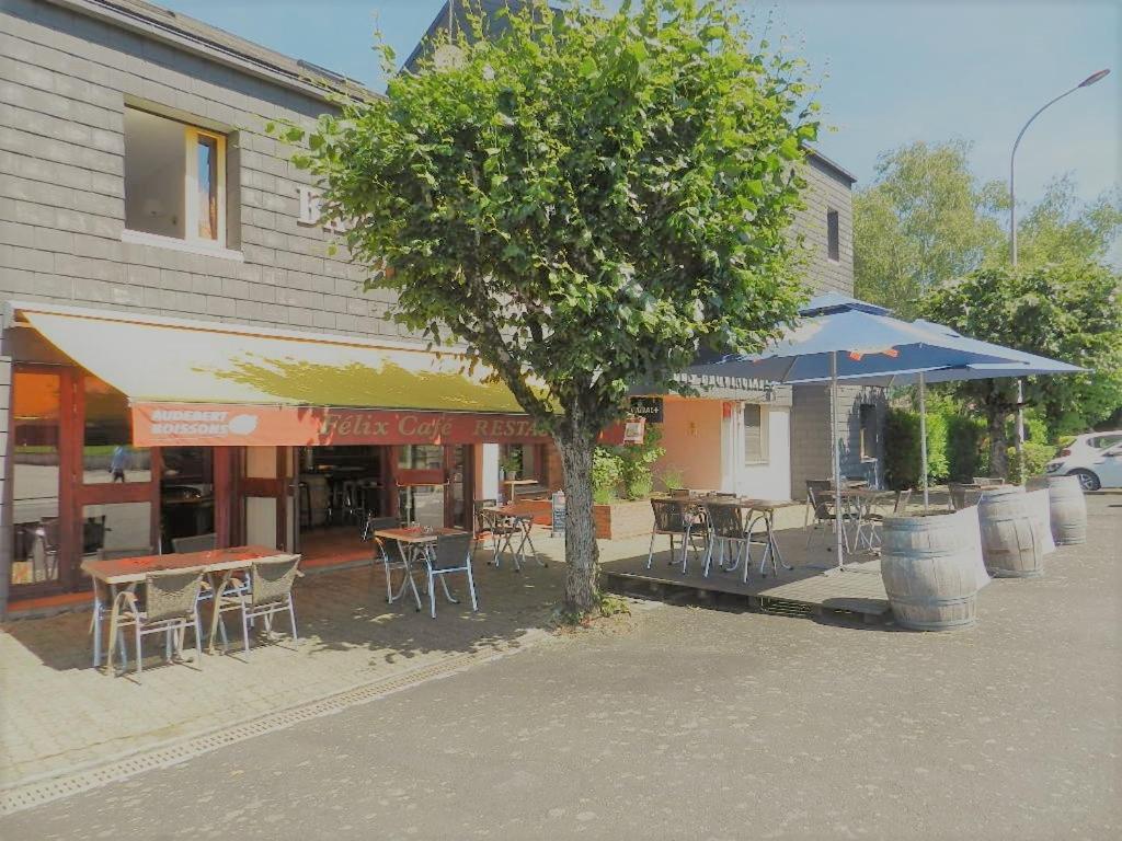Hotel Logis Les Provinciales Arpajon-sur-Cere