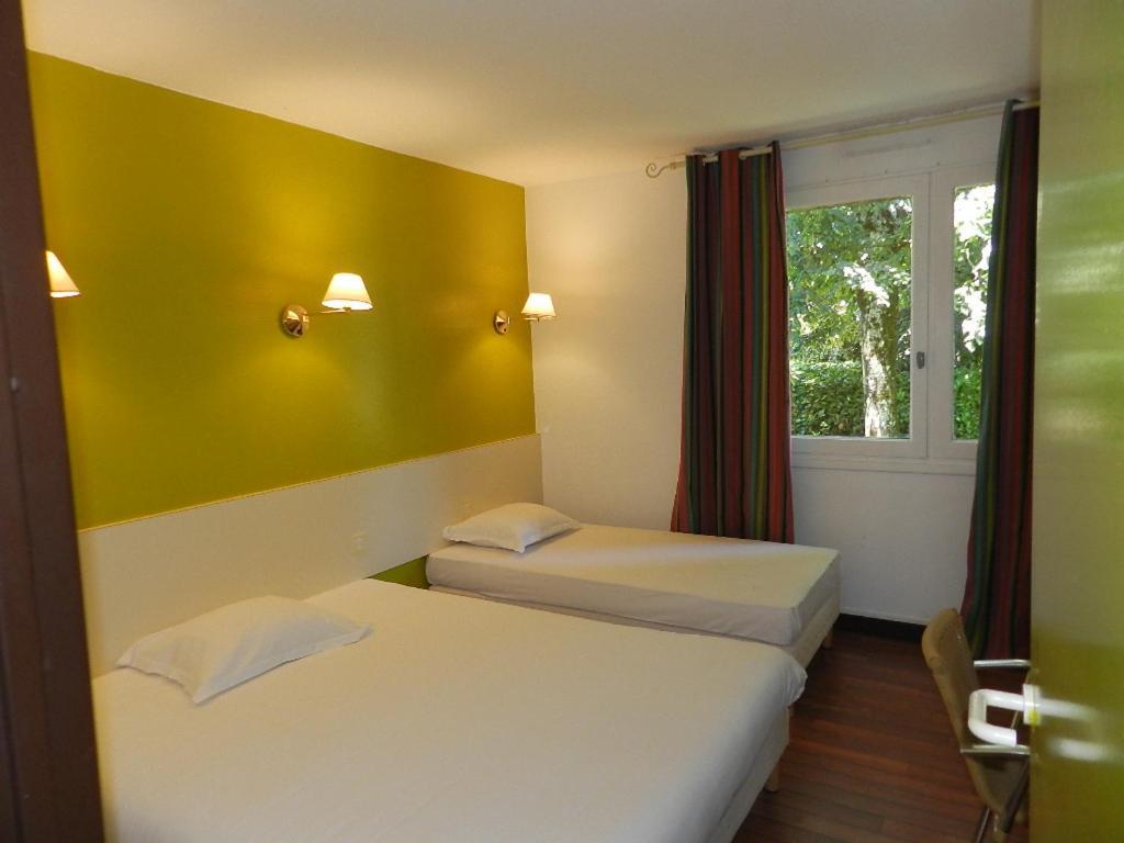 Logis Les Provinciales Hotel 2*