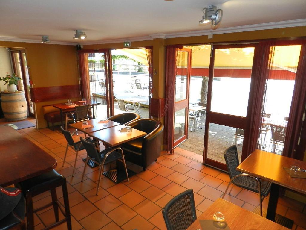 Hotel Logis Les Provinciales 2*