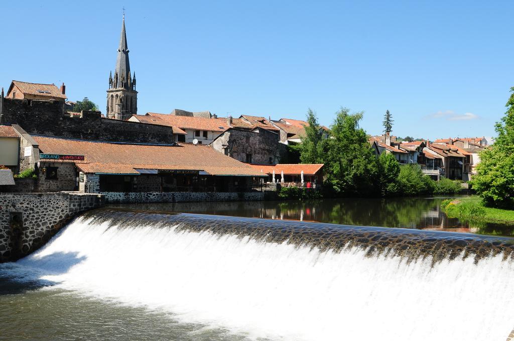 Logis Les Provinciales Hotel 2*
