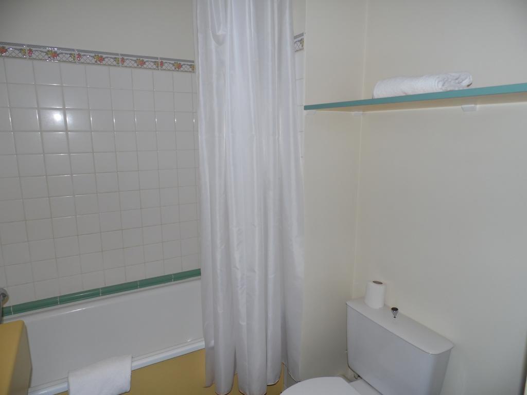 Logis Les Provinciales Hotel 2*
