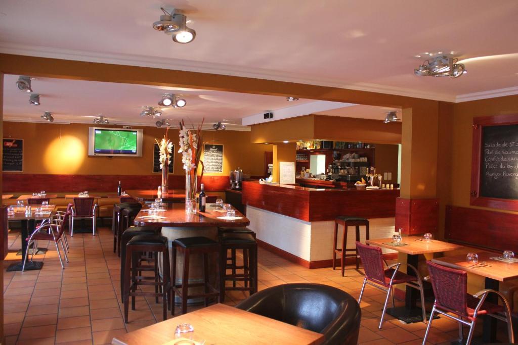 Logis Les Provinciales 2* Arpajon-sur-Cere