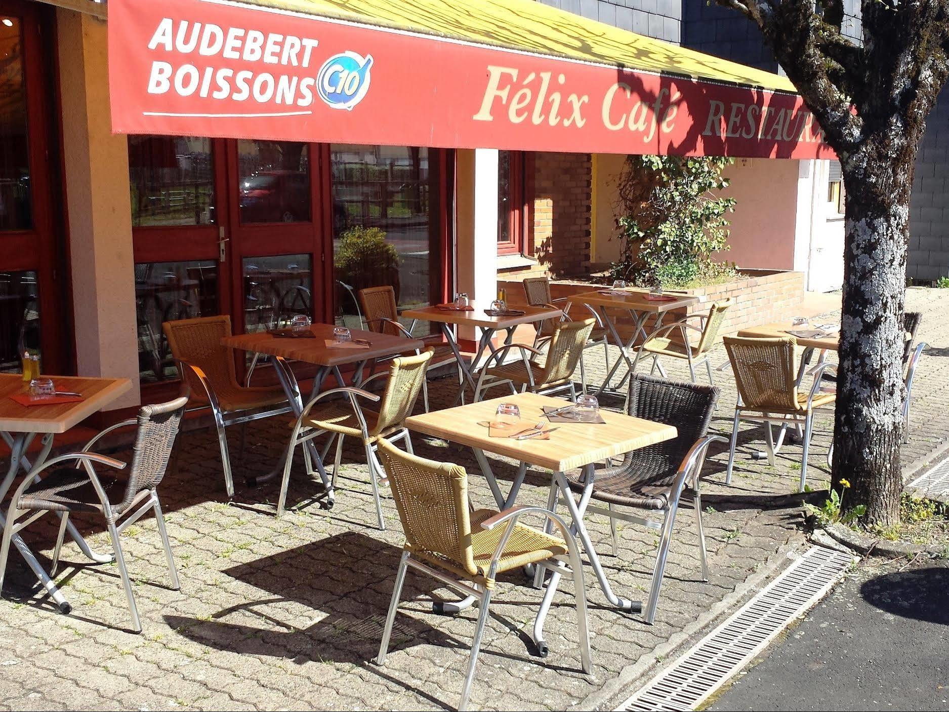 Logis Les Provinciales Arpajon-sur-Cere