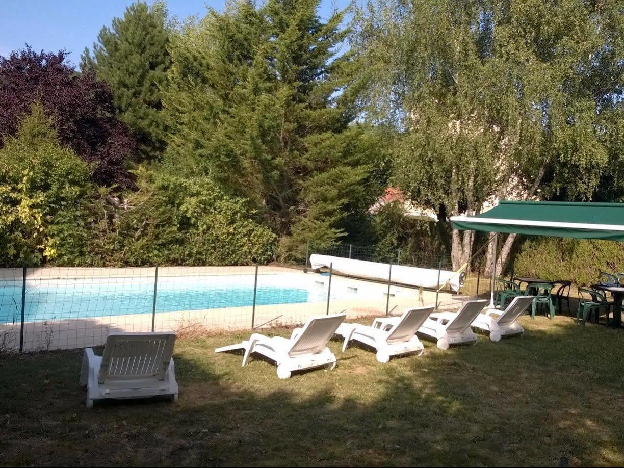 Hotel Logis Les Provinciales 2*
